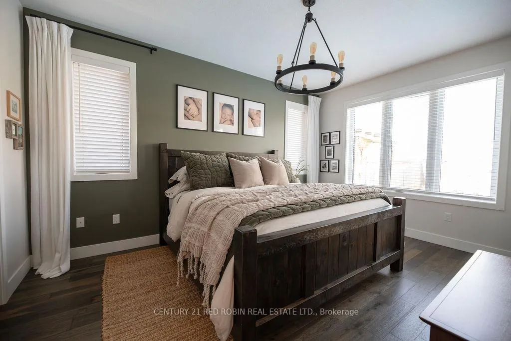 Photo 17 of 5 Connor Avenue, Strathroy-Caradoc, NE — HOMEH
