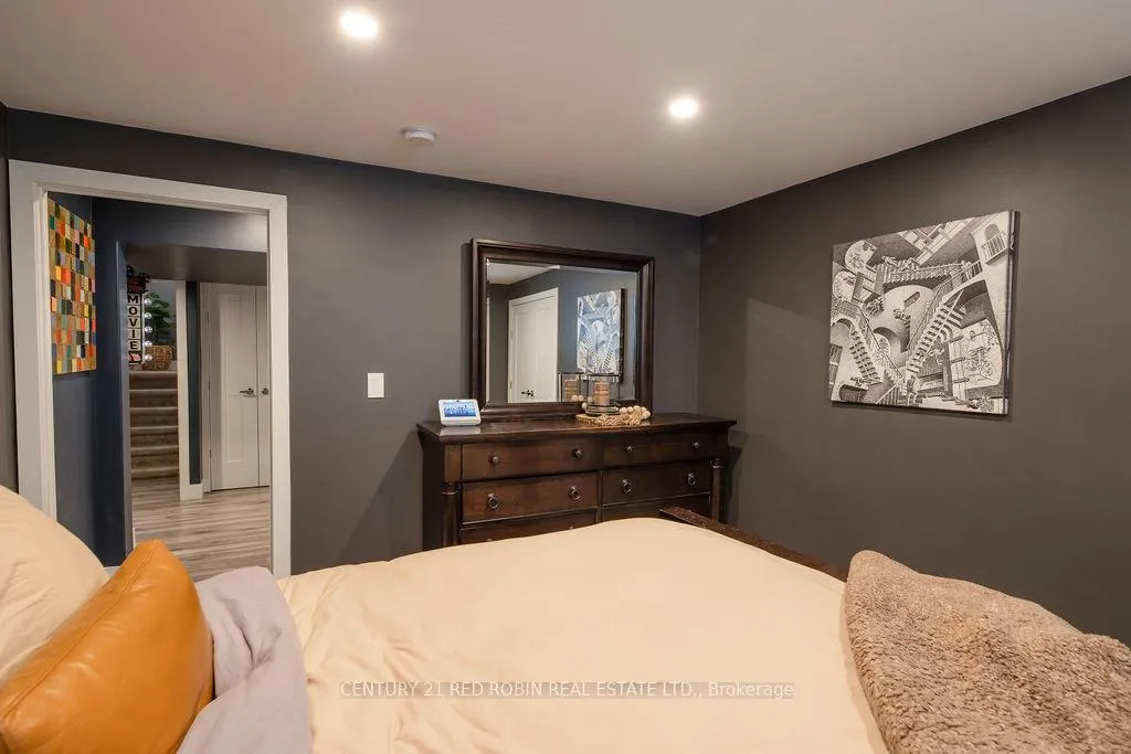 Photo 32 of 5 Connor Avenue, Strathroy-Caradoc, NE — HOMEH