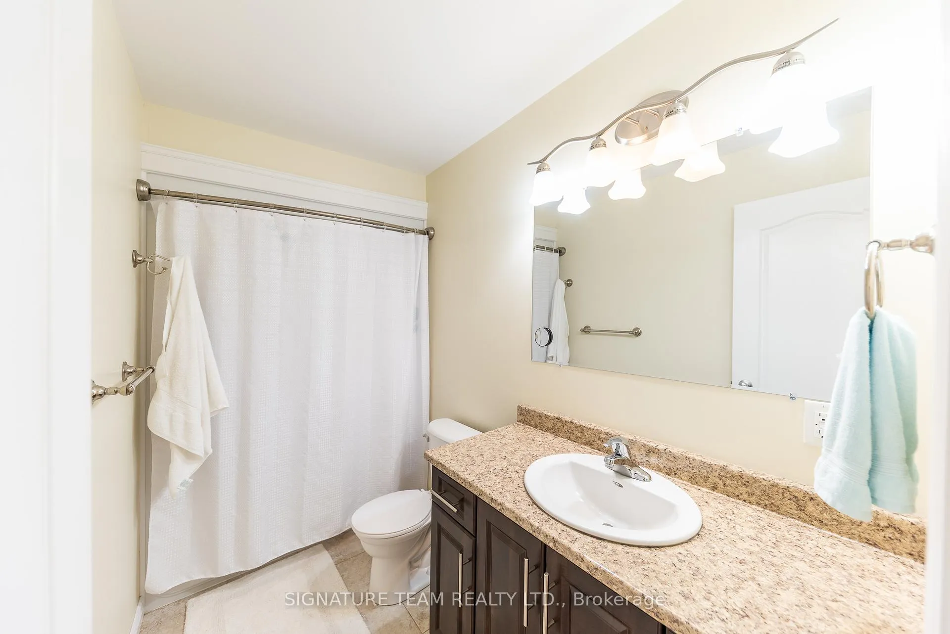 Photo 12 of 23 Winston Avenue, Petawawa — HOMEH