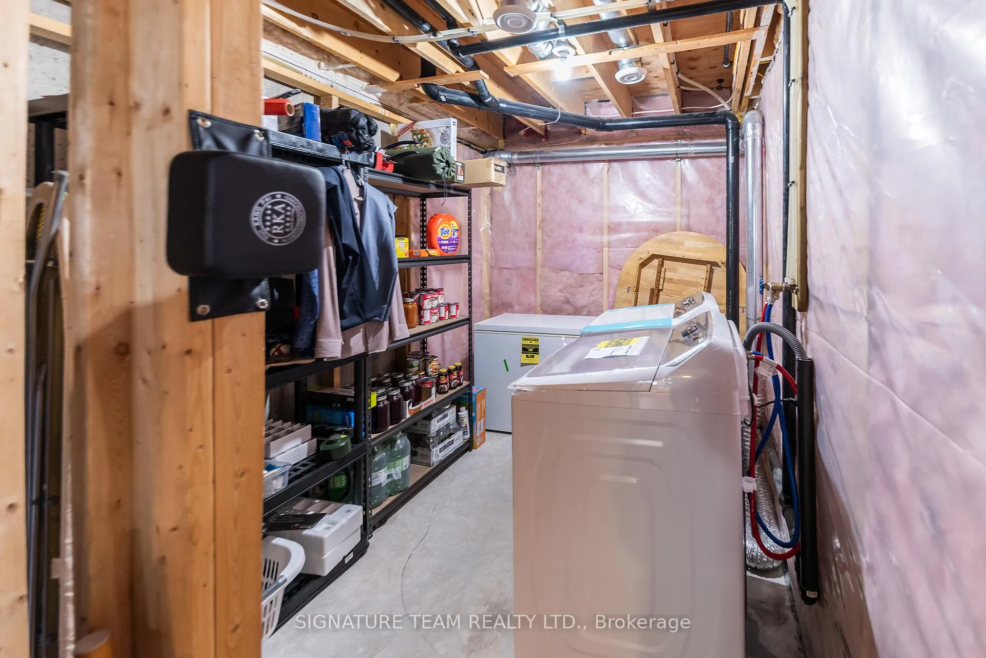 Photo 16 of 23 Winston Avenue, Petawawa — HOMEH