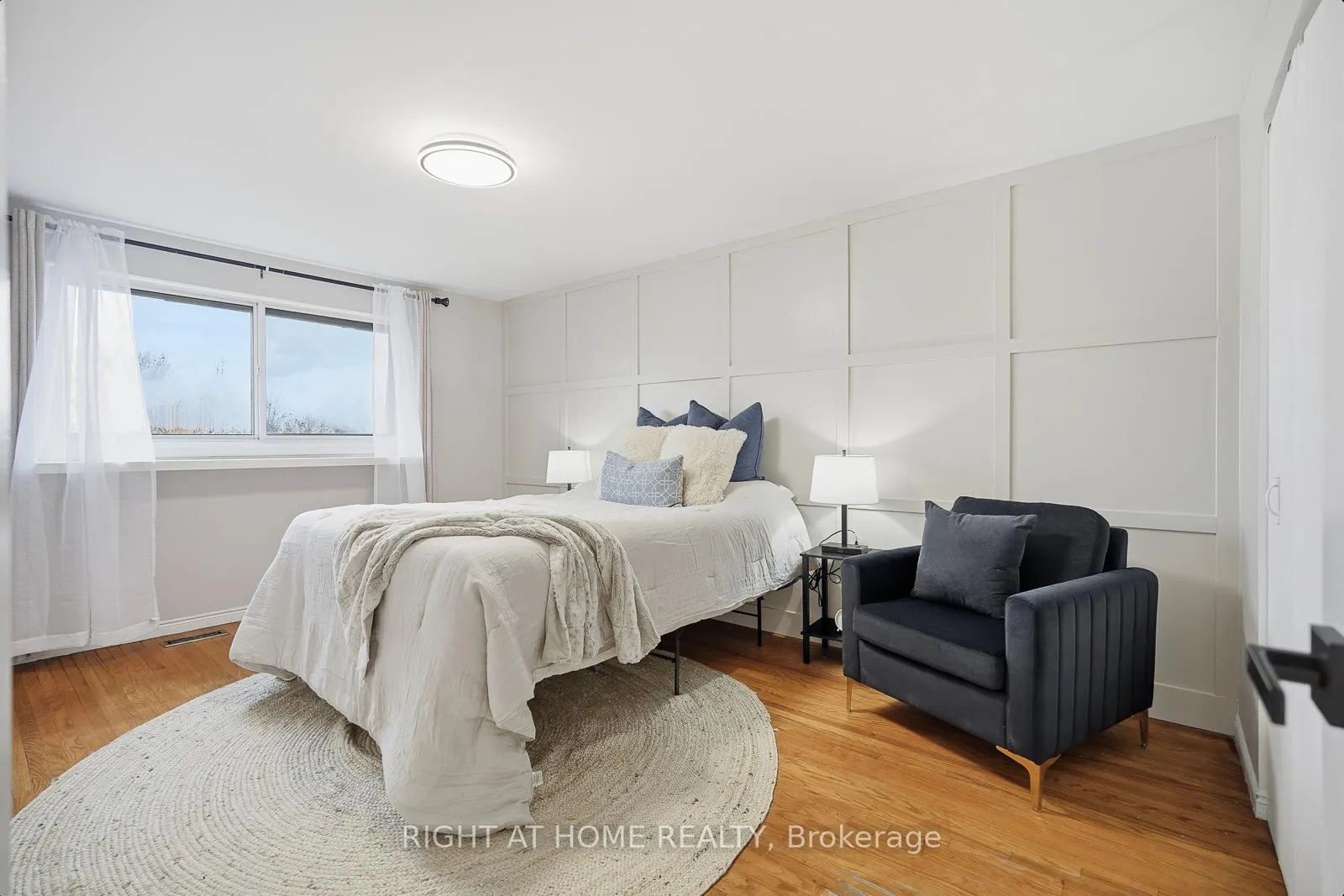 Photo 18 of 216 Fleetwood Crescent, Brampton, Southgate — HOMEH