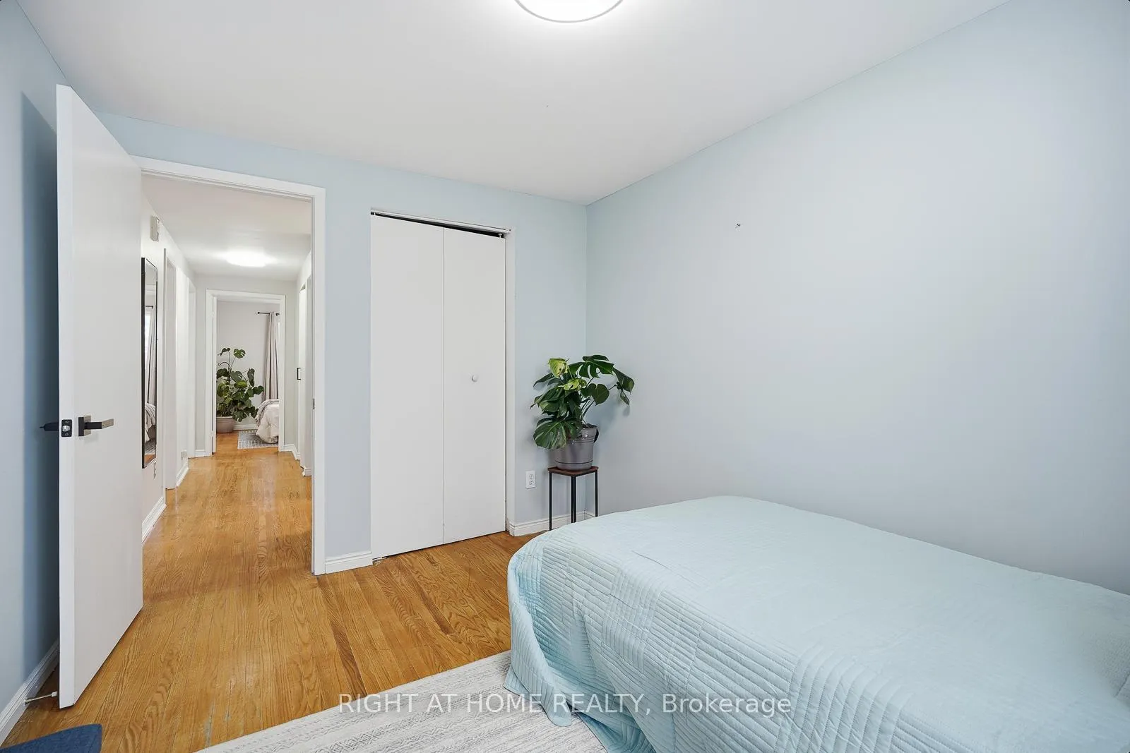 Photo 25 of 216 Fleetwood Crescent, Brampton, Southgate — HOMEH