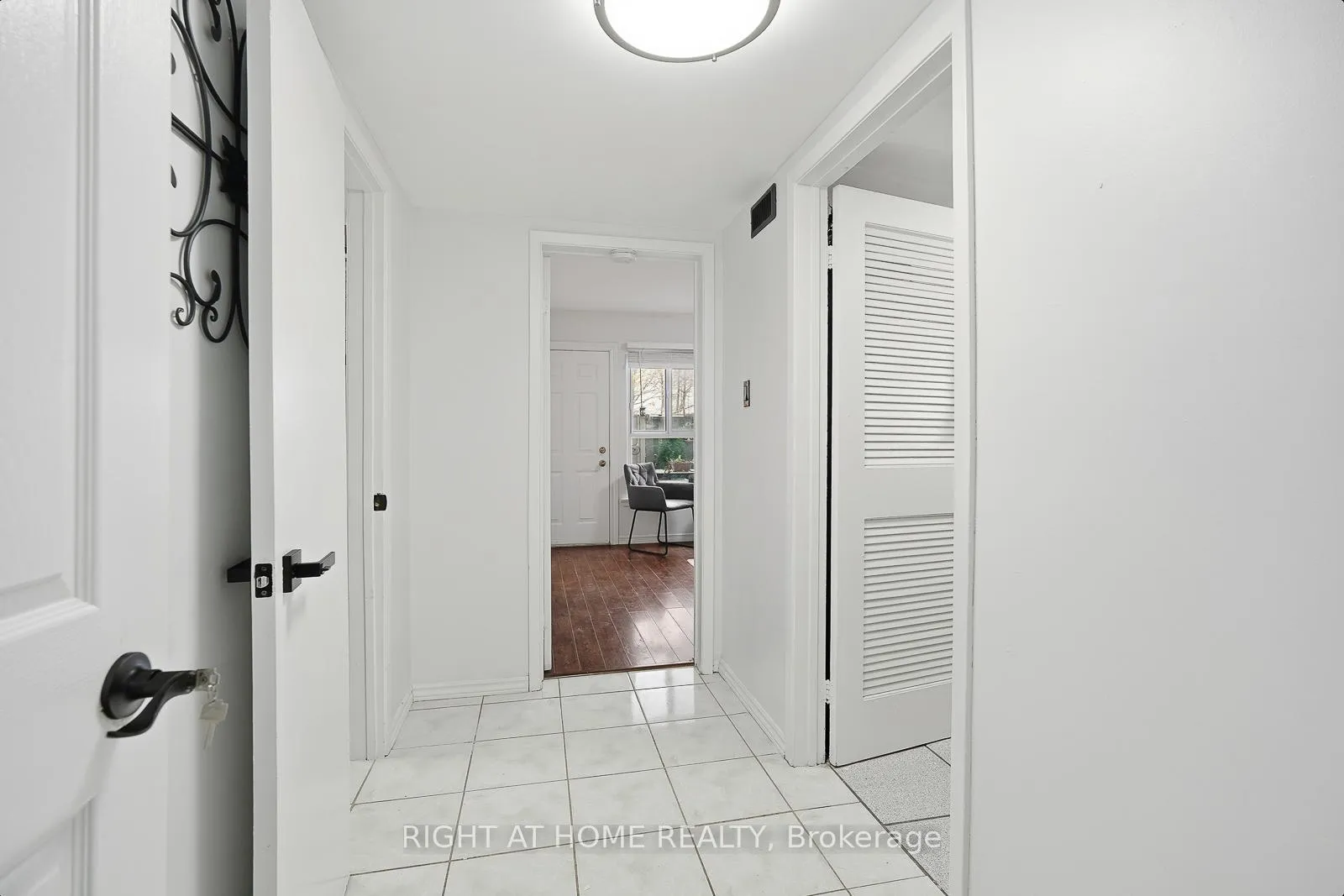 Photo 27 of 216 Fleetwood Crescent, Brampton, Southgate — HOMEH