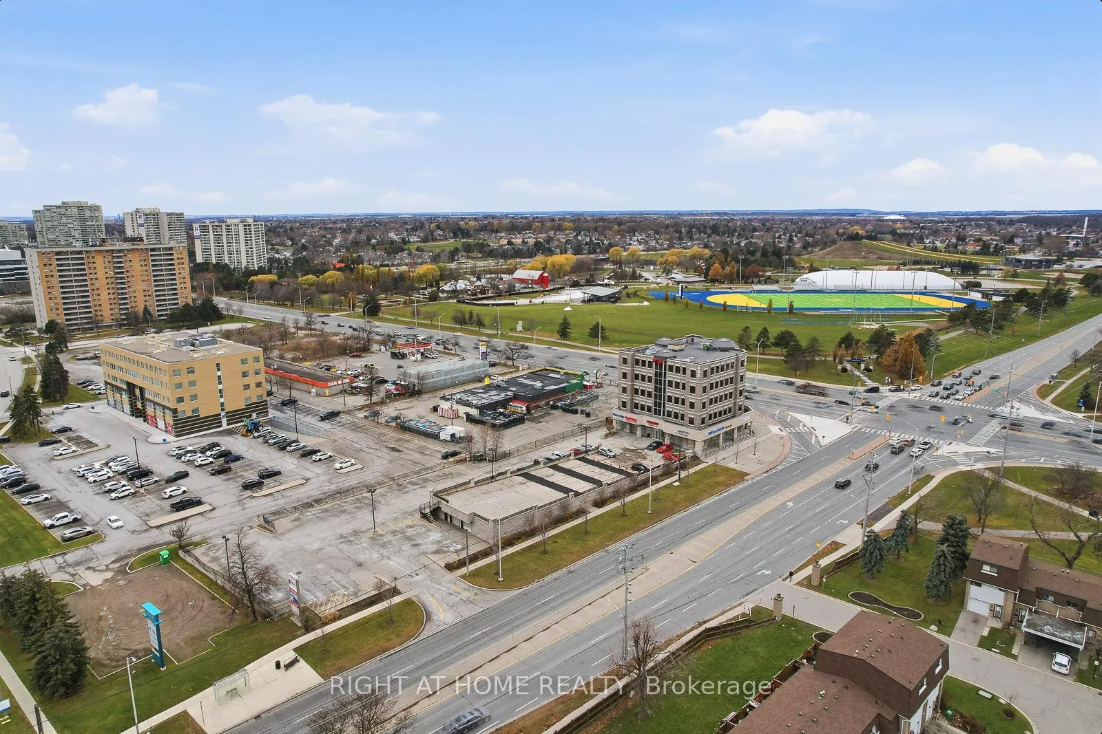 Photo 41 of 216 Fleetwood Crescent, Brampton, Southgate — HOMEH