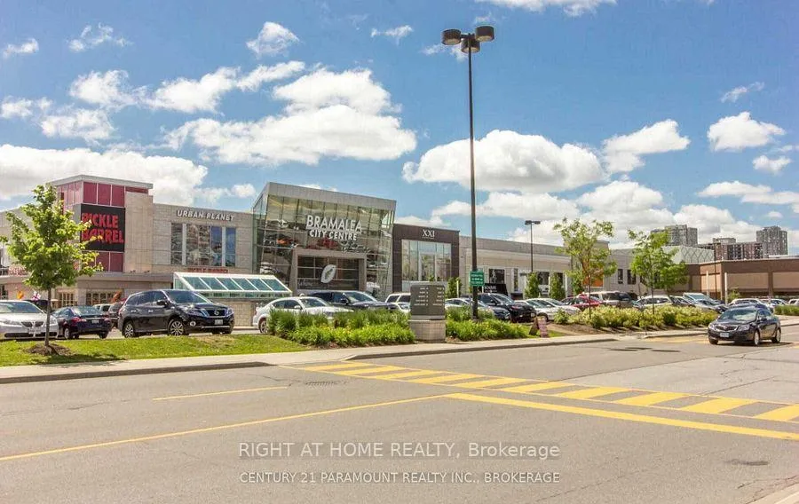 Photo 44 of 216 Fleetwood Crescent, Brampton, Southgate — HOMEH