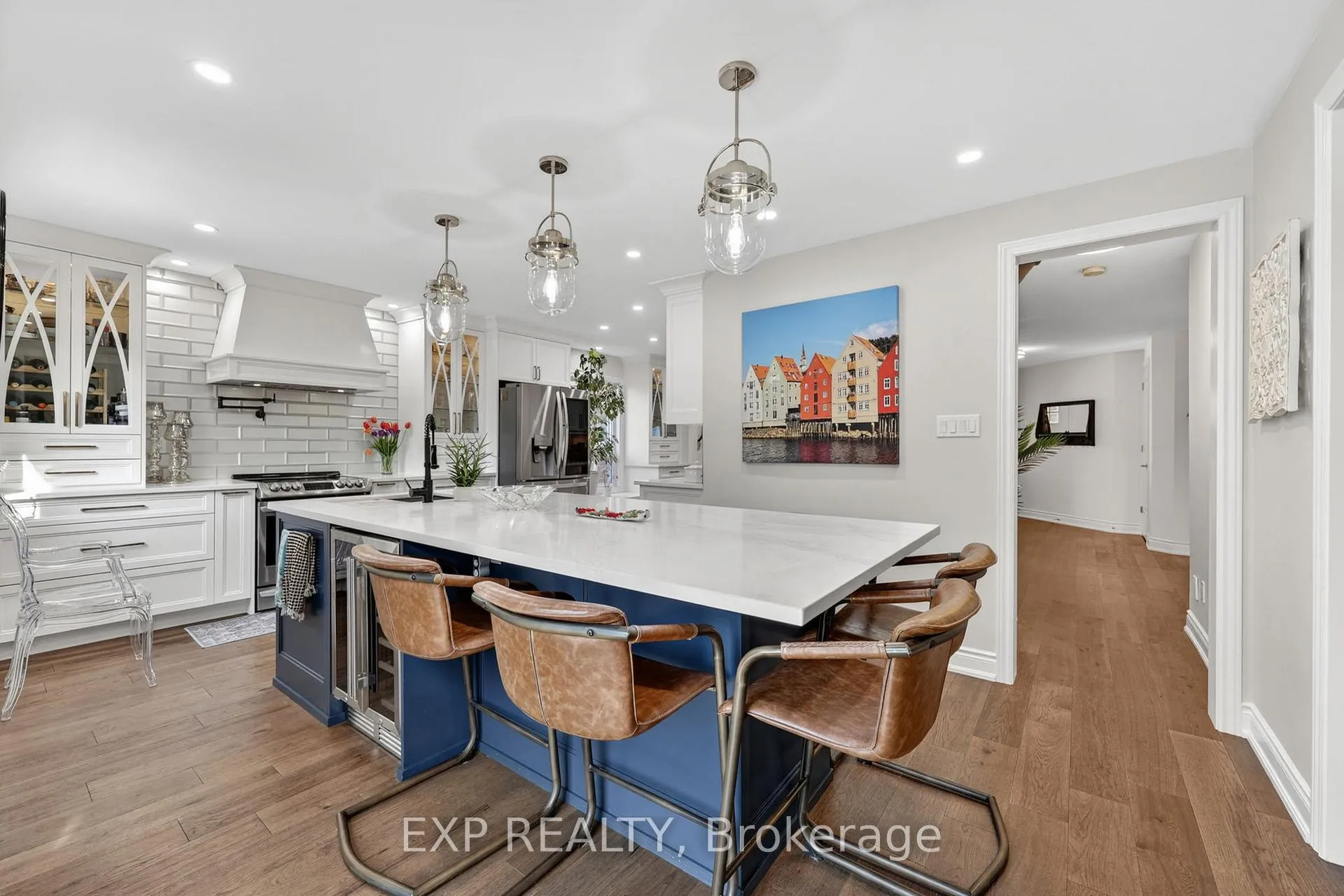Photo 6 of 93 Taylor Drive, Barrie, Bayshore — HOMEH