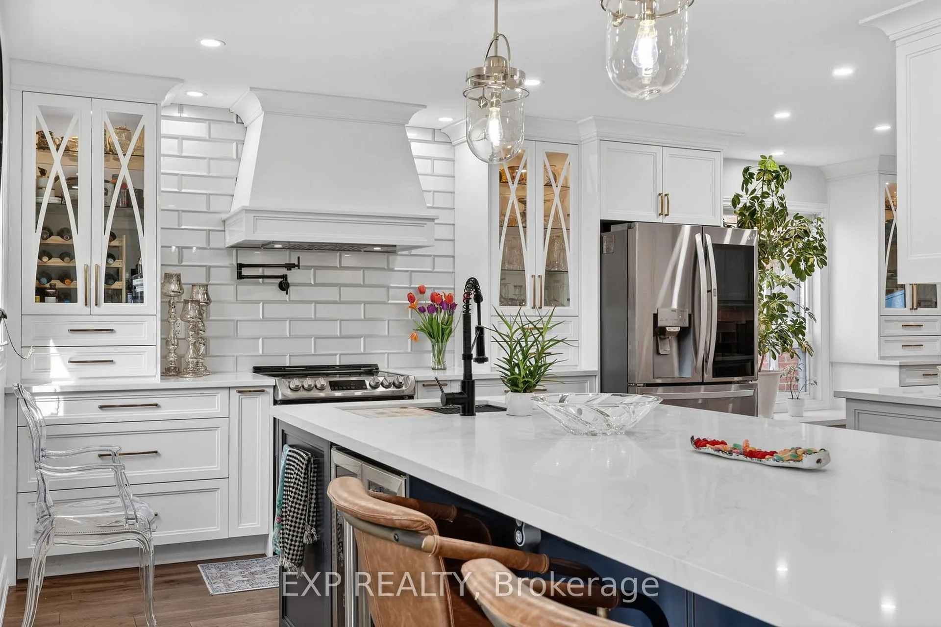 Photo 7 of 93 Taylor Drive, Barrie, Bayshore — HOMEH