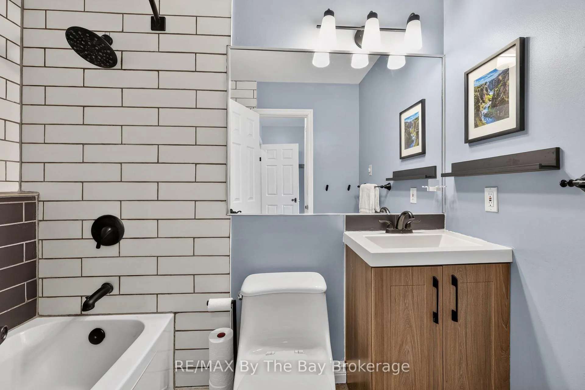 Photo 13 of 43 Trafalgar Road, Collingwood — HOMEH