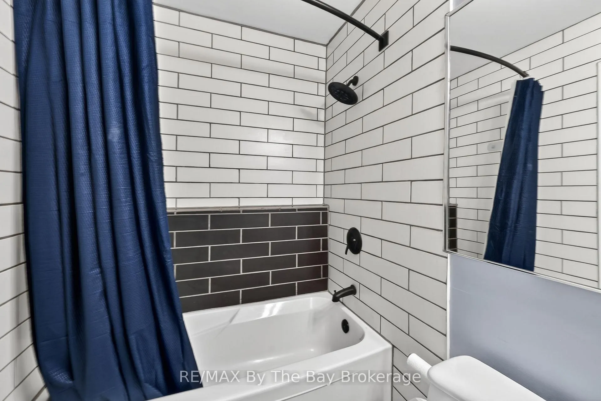 Photo 14 of 43 Trafalgar Road, Collingwood — HOMEH