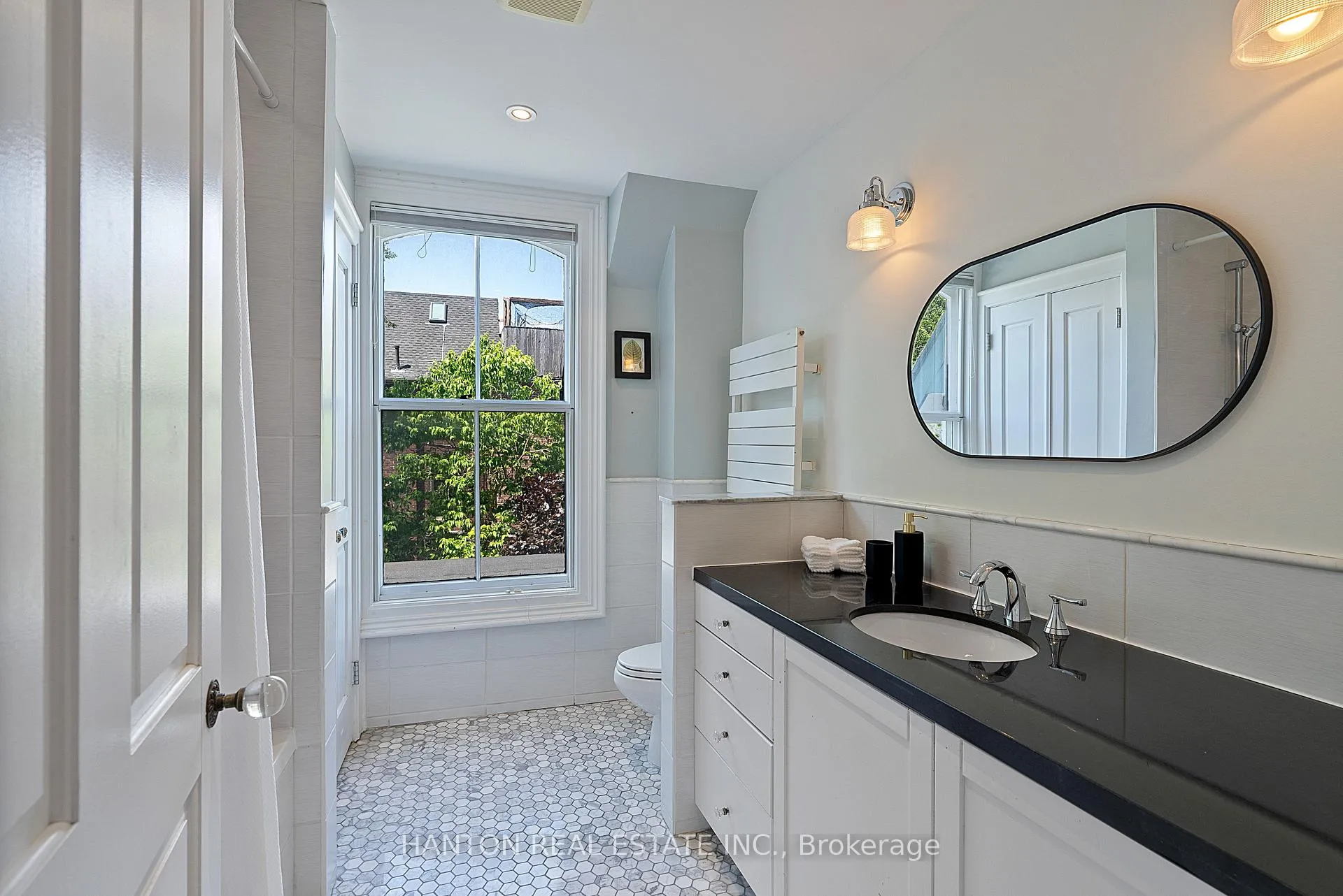 Photo 37 of 66 Hogarth Avenue, Toronto, North Riverdale — HOMEH