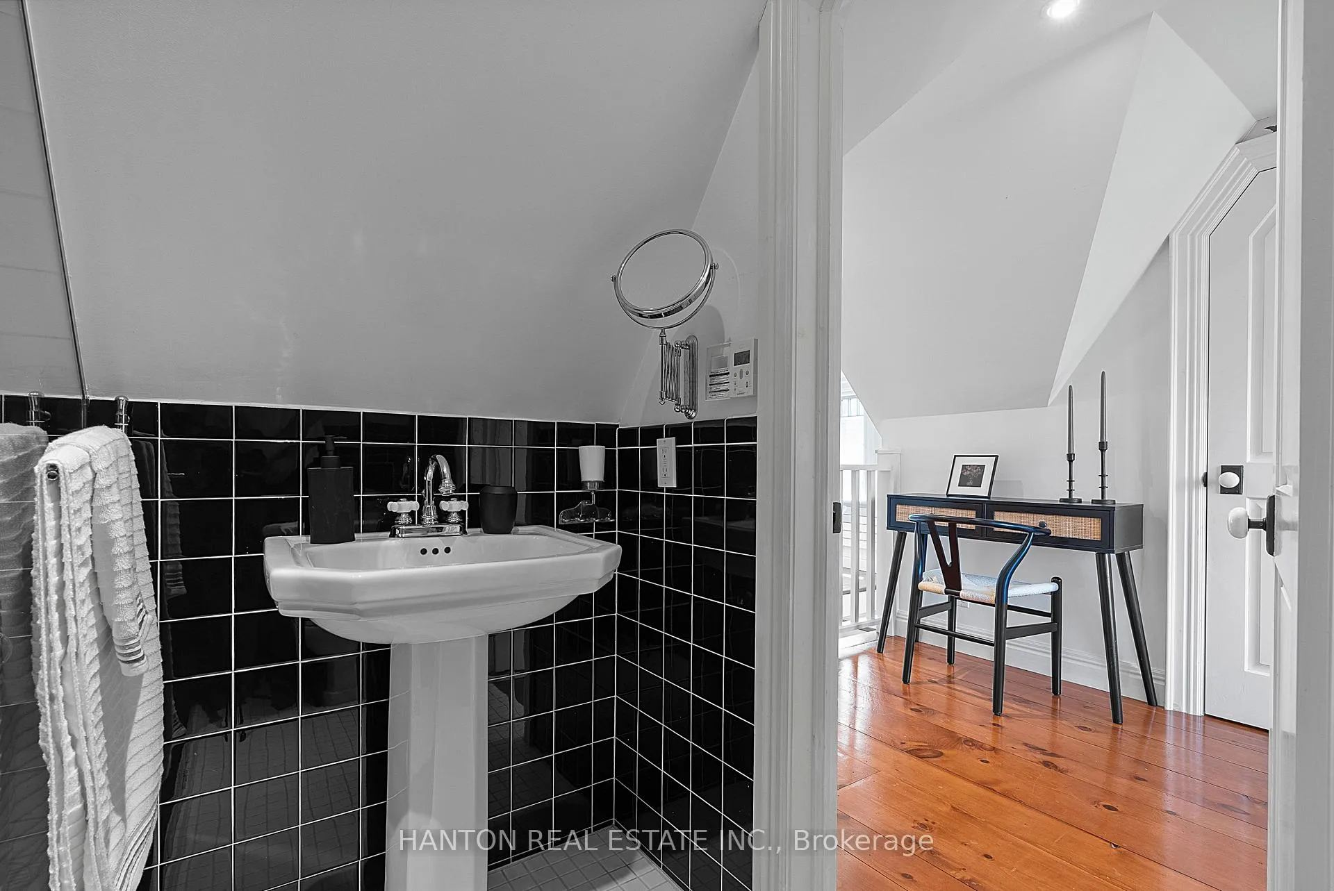 Photo 46 of 66 Hogarth Avenue, Toronto, North Riverdale — HOMEH