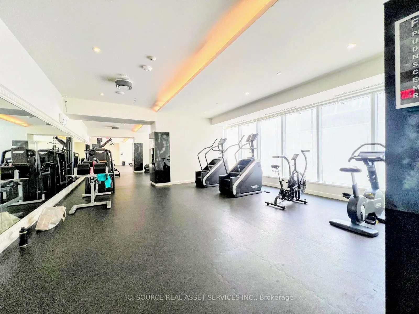 Photo 16 of Unit 2203, 197 Yonge Street, Toronto, Church-Yonge Corridor — HOMEH