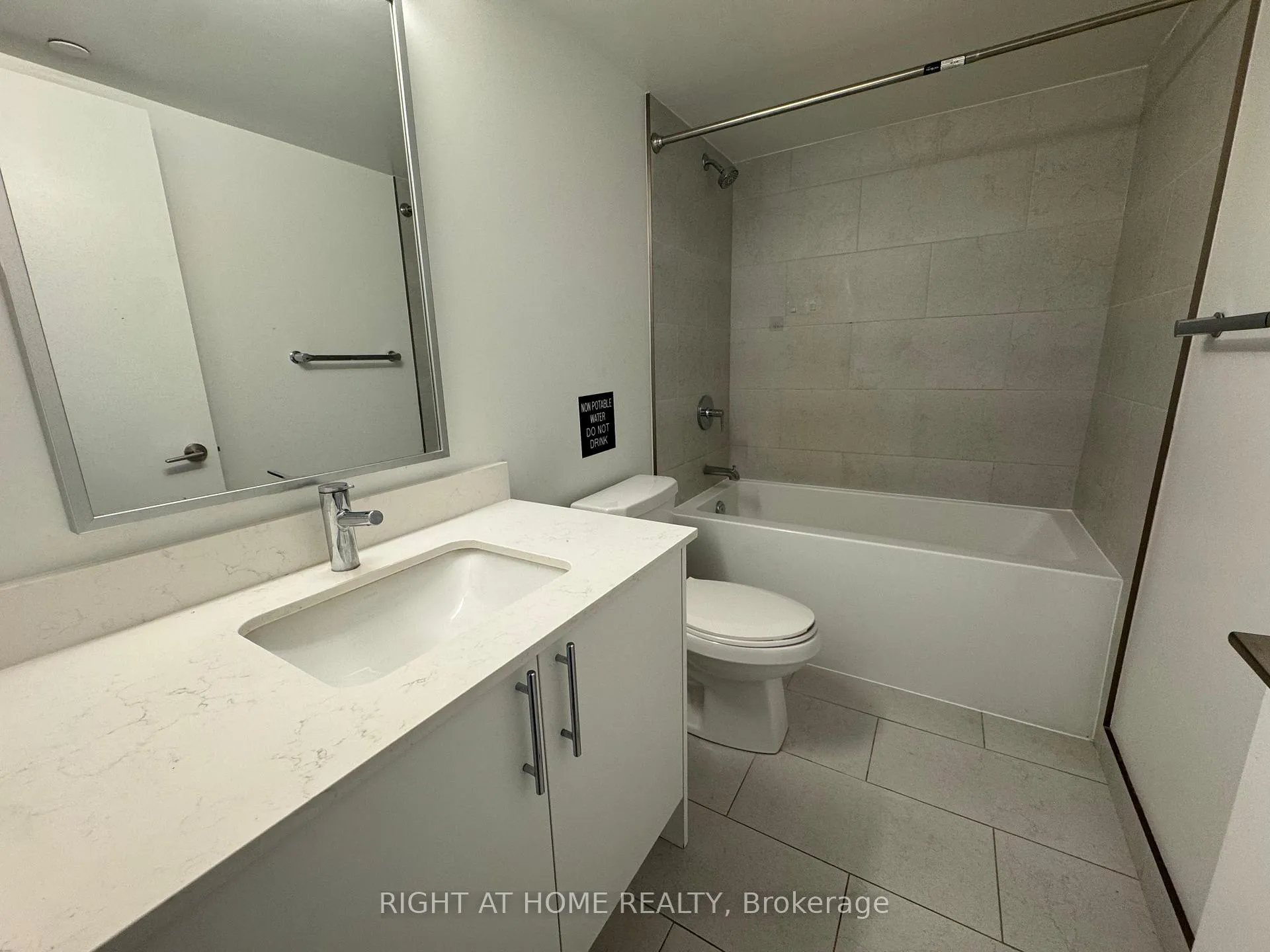 Photo 27 of Unit 307, 3 Strathgowan Avenue, Toronto, Lawrence Park South — HOMEH