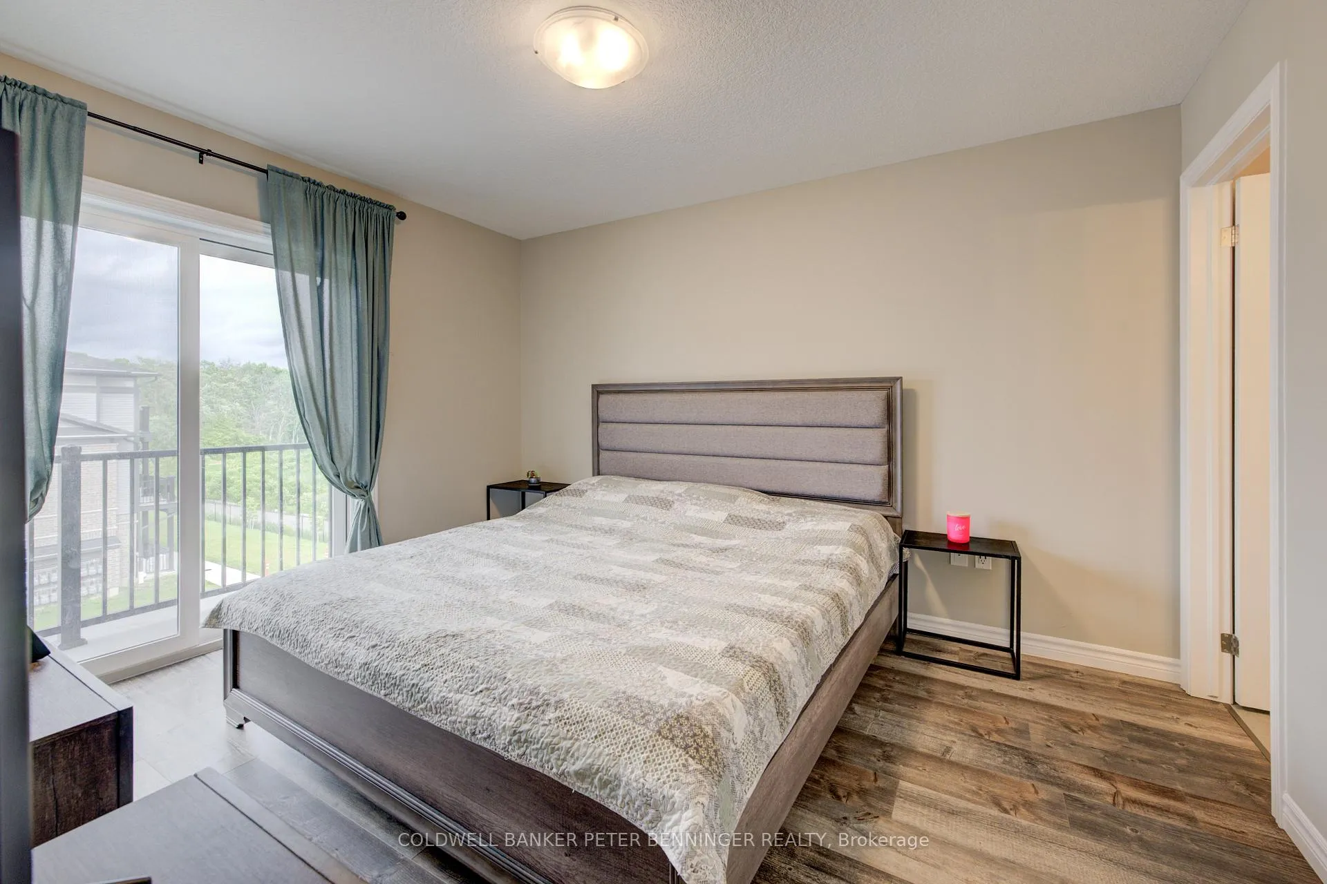 Photo 8 of 34 Lomond Lane, Kitchener — HOMEH