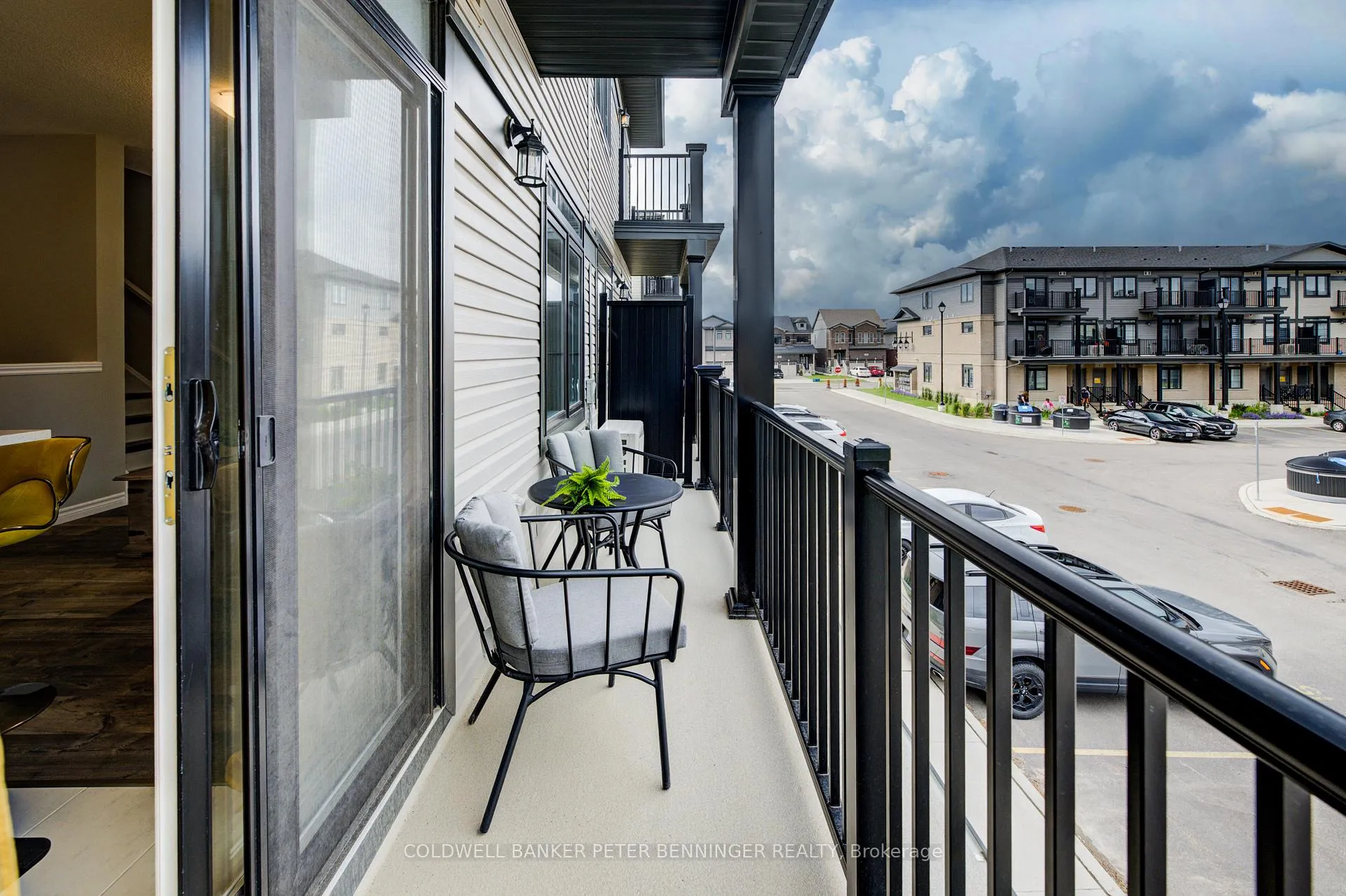 Photo 16 of 34 Lomond Lane, Kitchener — HOMEH