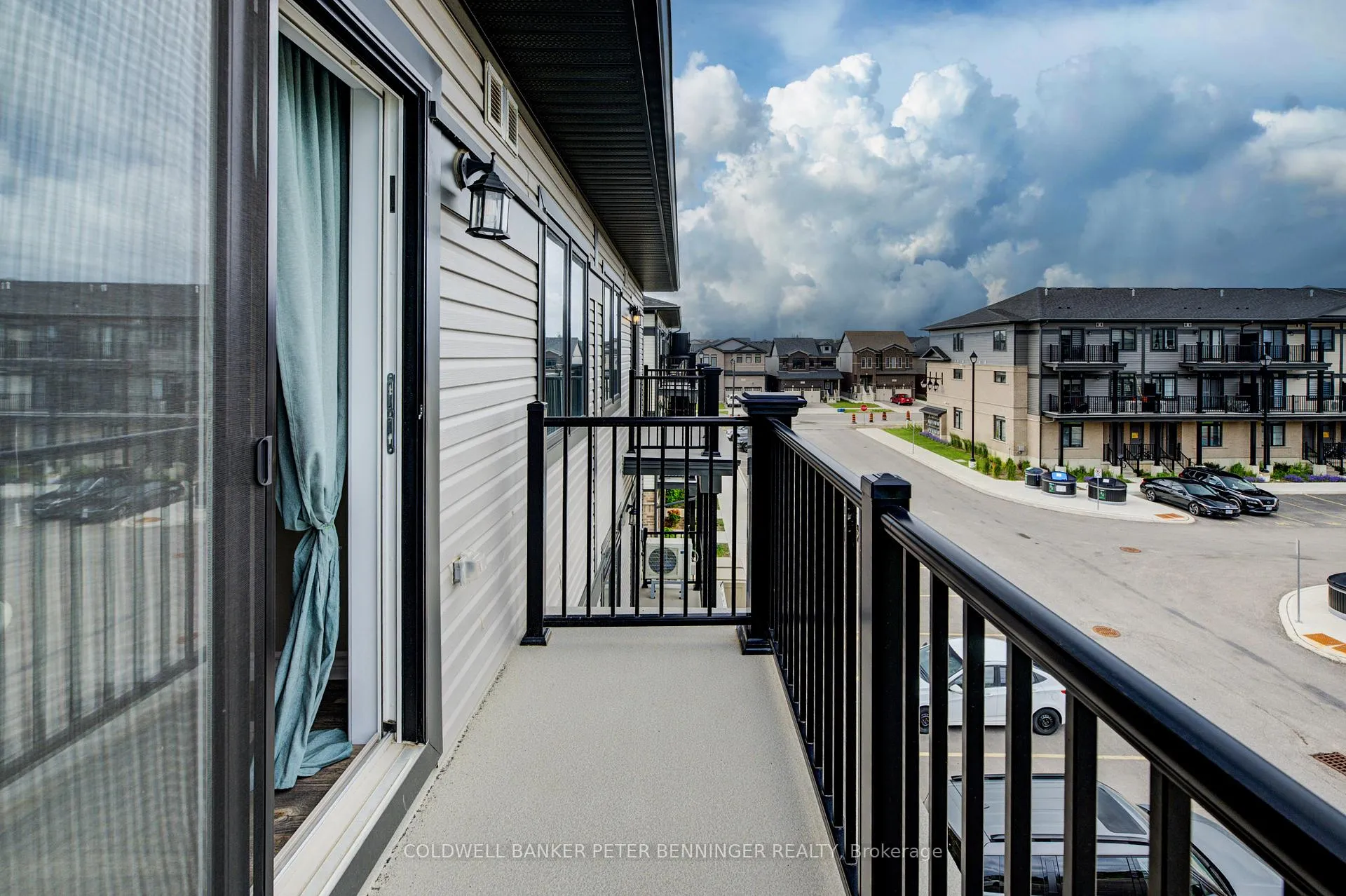Photo 17 of 34 Lomond Lane, Kitchener — HOMEH
