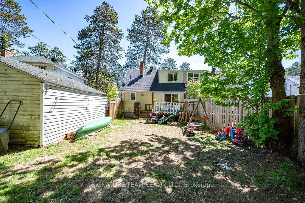 Photo 10 of 19 Thomson Crescent, Deep River — HOMEH