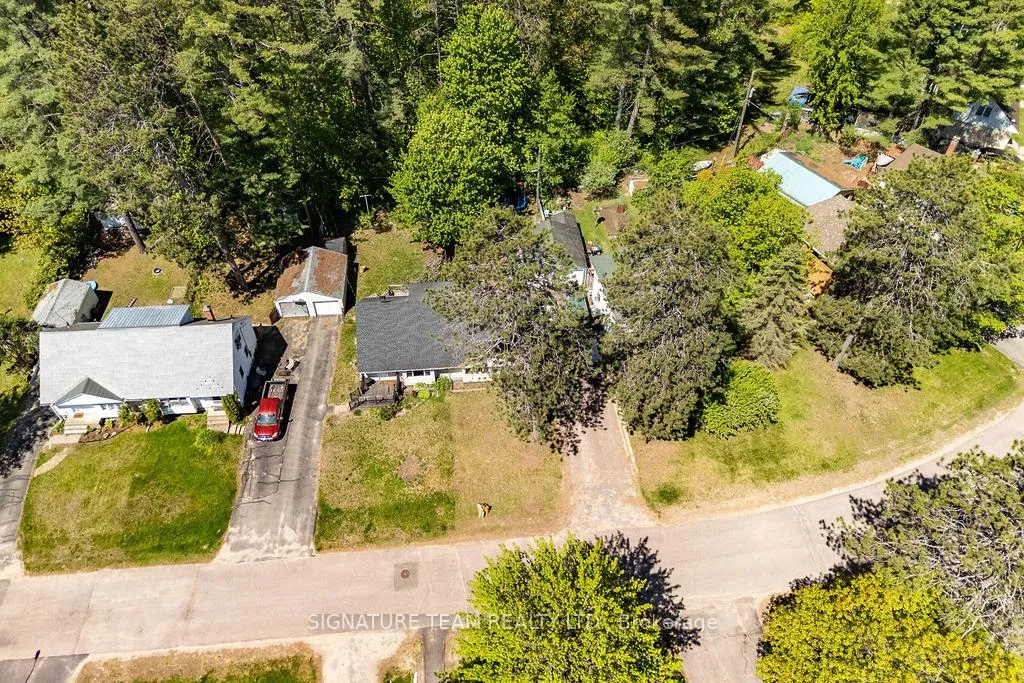 Photo 17 of 19 Thomson Crescent, Deep River — HOMEH