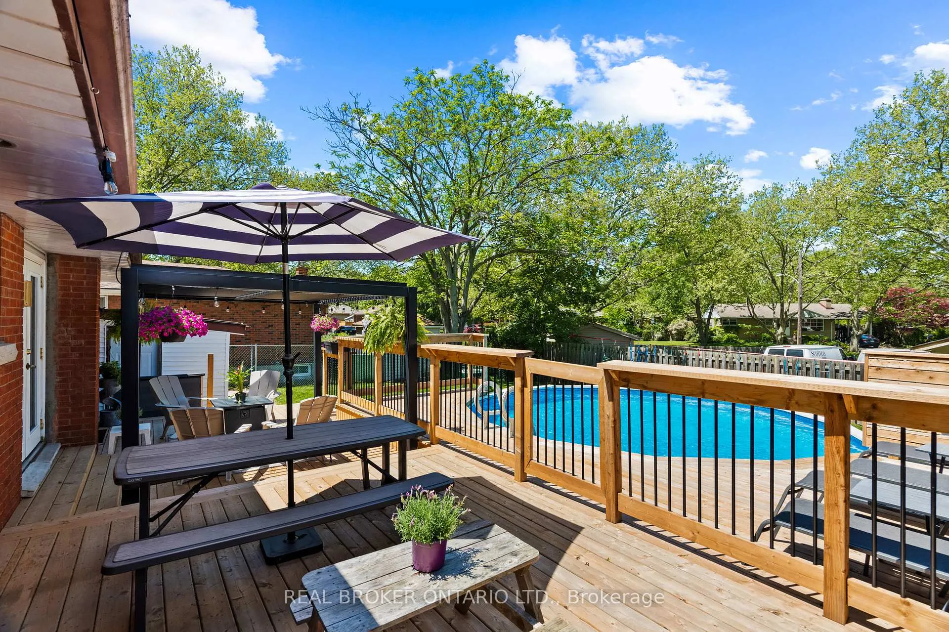 Photo 20 of 8 Goldsmith Avenue, St. Catharines, Bunting/Linwell — HOMEH
