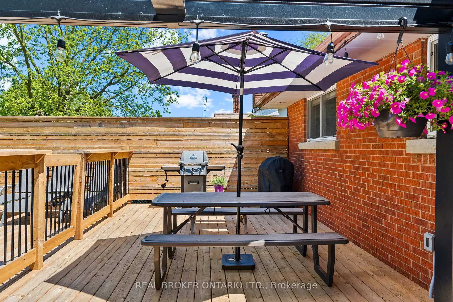 Photo 22 of 8 Goldsmith Avenue, St. Catharines, Bunting/Linwell — HOMEH