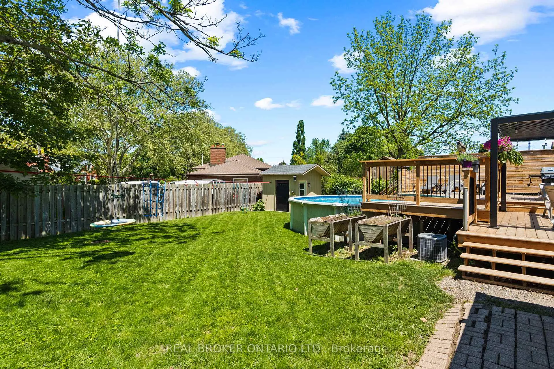 Photo 25 of 8 Goldsmith Avenue, St. Catharines, Bunting/Linwell — HOMEH
