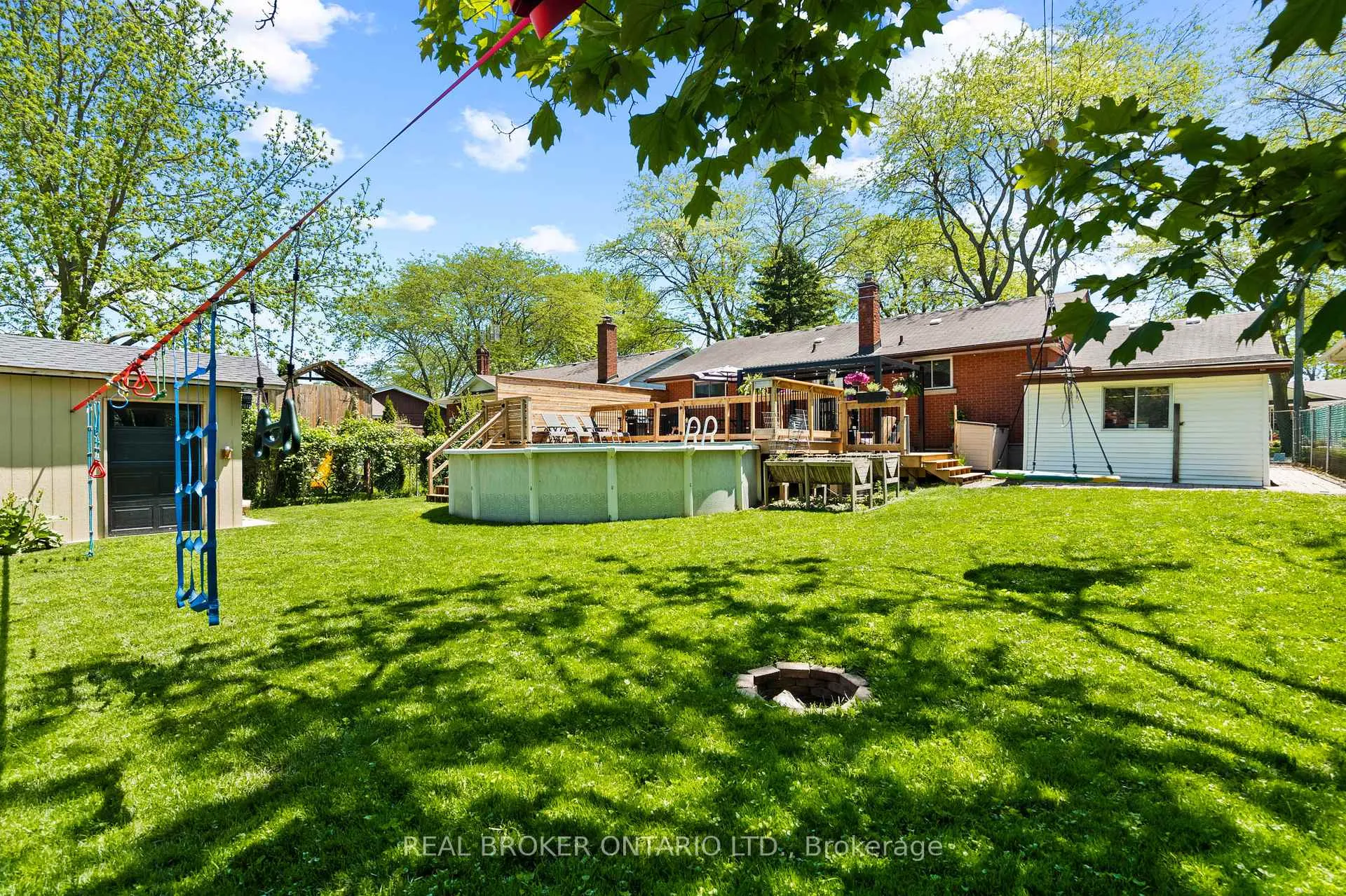 Photo 26 of 8 Goldsmith Avenue, St. Catharines, Bunting/Linwell — HOMEH