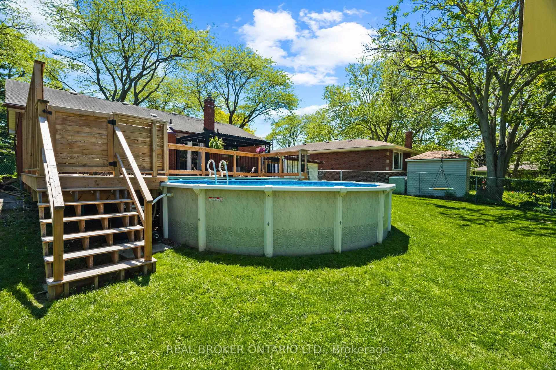 Photo 27 of 8 Goldsmith Avenue, St. Catharines, Bunting/Linwell — HOMEH