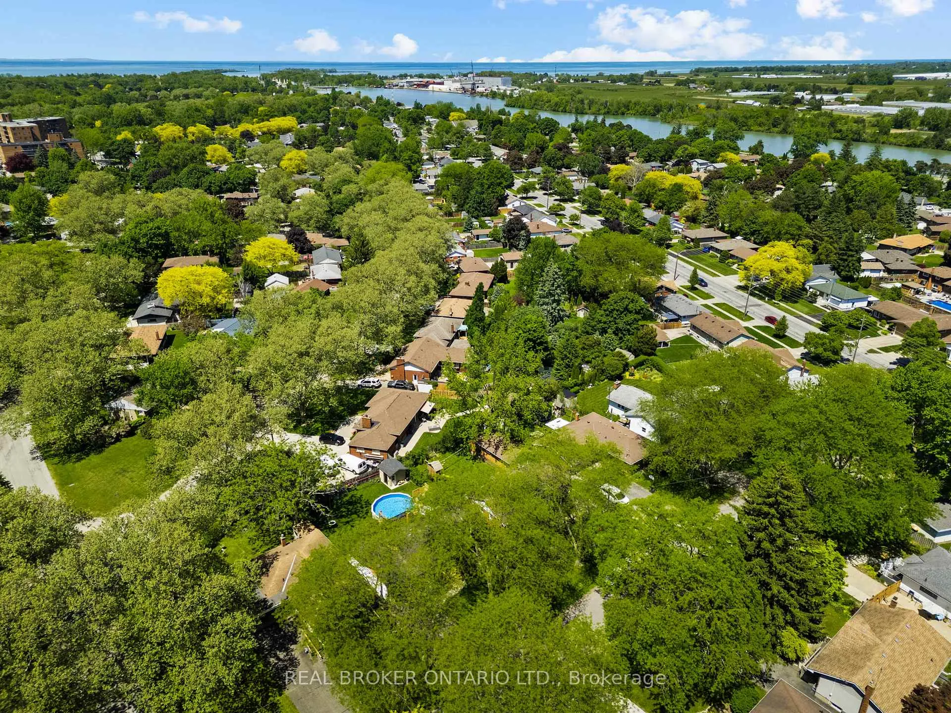 Photo 29 of 8 Goldsmith Avenue, St. Catharines, Bunting/Linwell — HOMEH