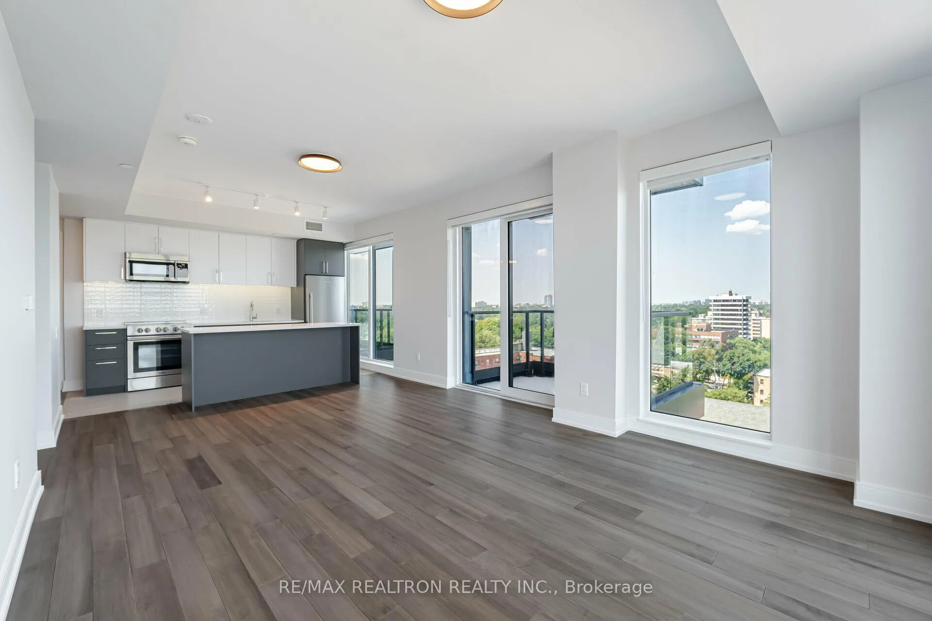 Photo 9 of Unit 1009, 2525 Bathurst Street, Toronto, Forest Hill North — HOMEH