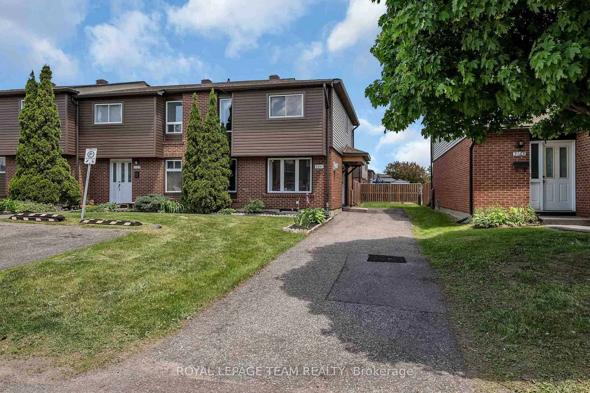 Photo 2 of Unit 26, 3107 Stockton Drive, Ottawa, Blossom Park/Kemp Park/Findlay Creek — HOMEH