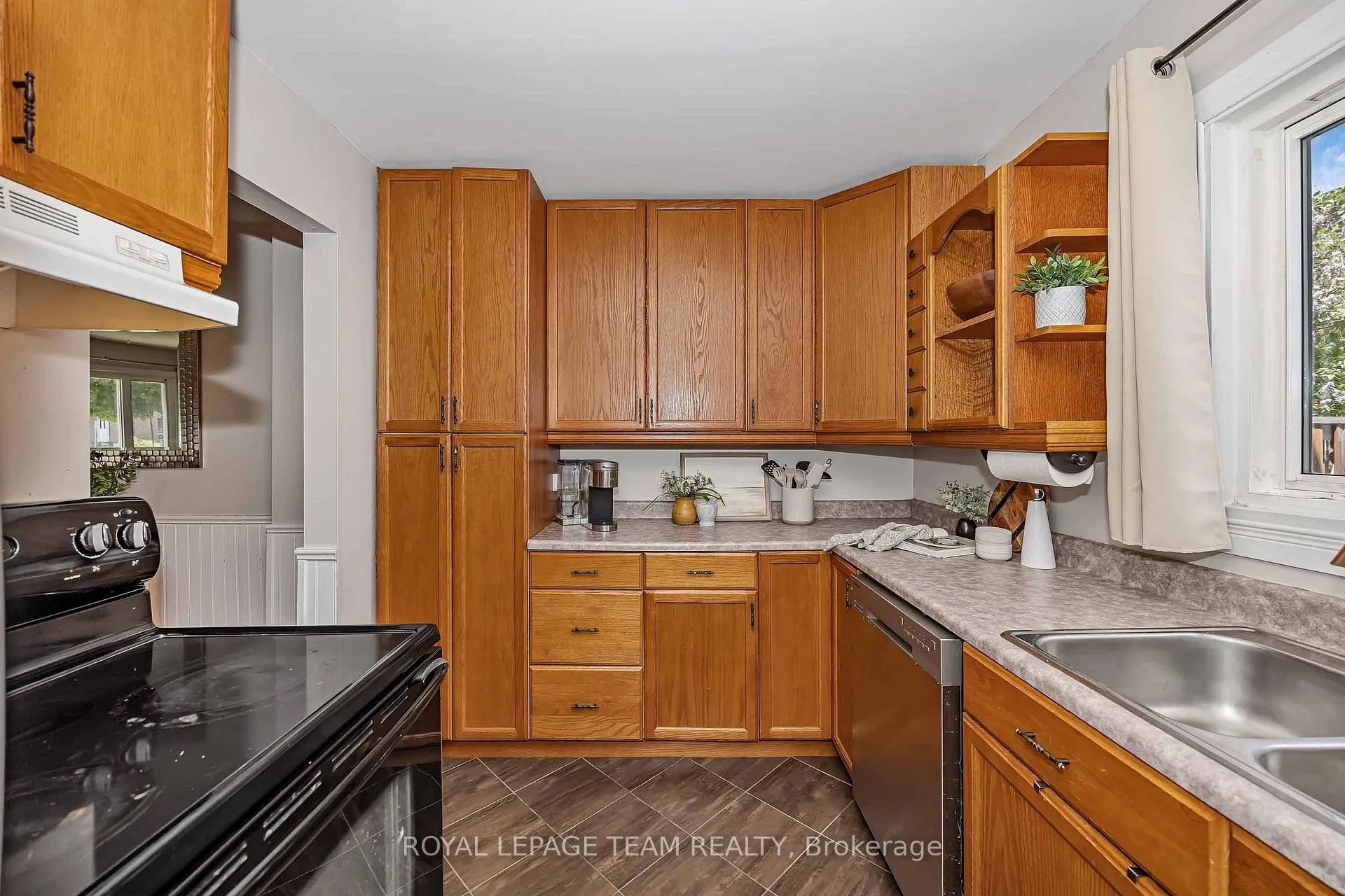 Photo 9 of Unit 26, 3107 Stockton Drive, Ottawa, Blossom Park/Kemp Park/Findlay Creek — HOMEH