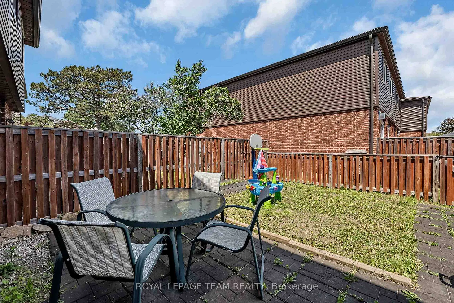 Photo 21 of Unit 26, 3107 Stockton Drive, Ottawa, Blossom Park/Kemp Park/Findlay Creek — HOMEH