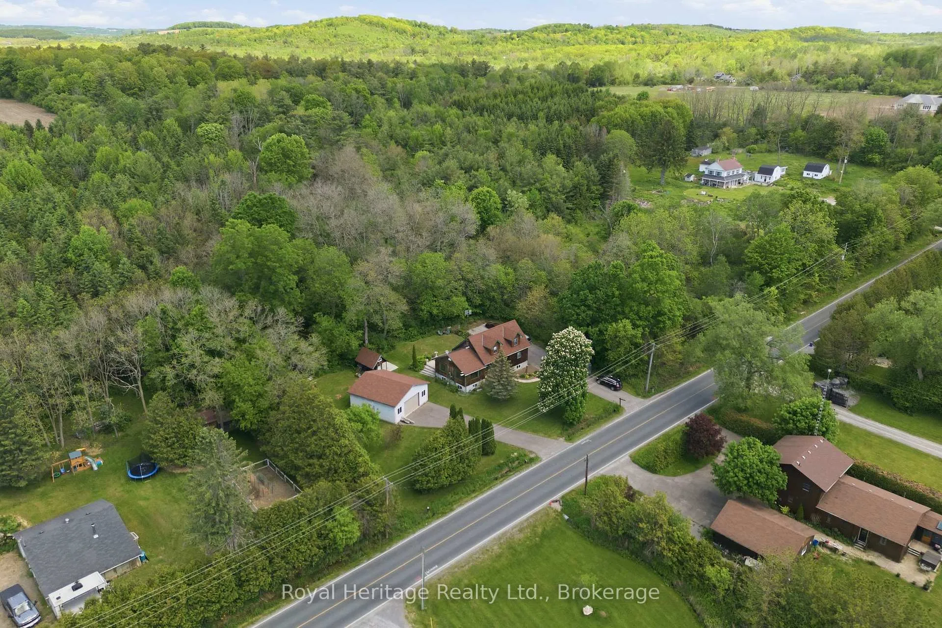 Photo 4 of 9312 Danforth Road, Hamilton Township, Rural Hamilton — HOMEH