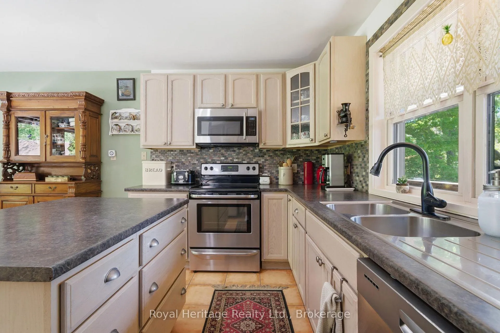 Photo 9 of 9312 Danforth Road, Hamilton Township, Rural Hamilton — HOMEH
