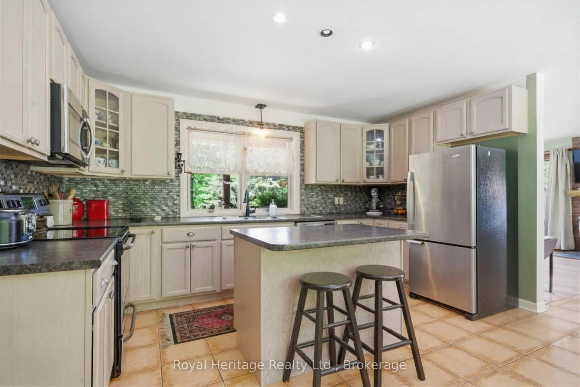 Photo 10 of 9312 Danforth Road, Hamilton Township, Rural Hamilton — HOMEH