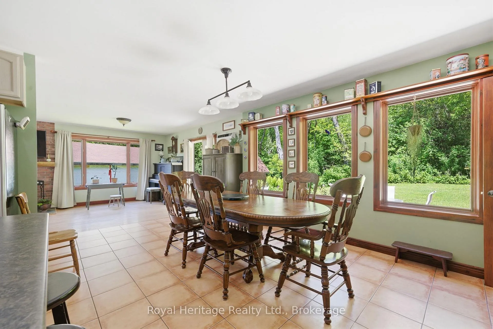 Photo 11 of 9312 Danforth Road, Hamilton Township, Rural Hamilton — HOMEH