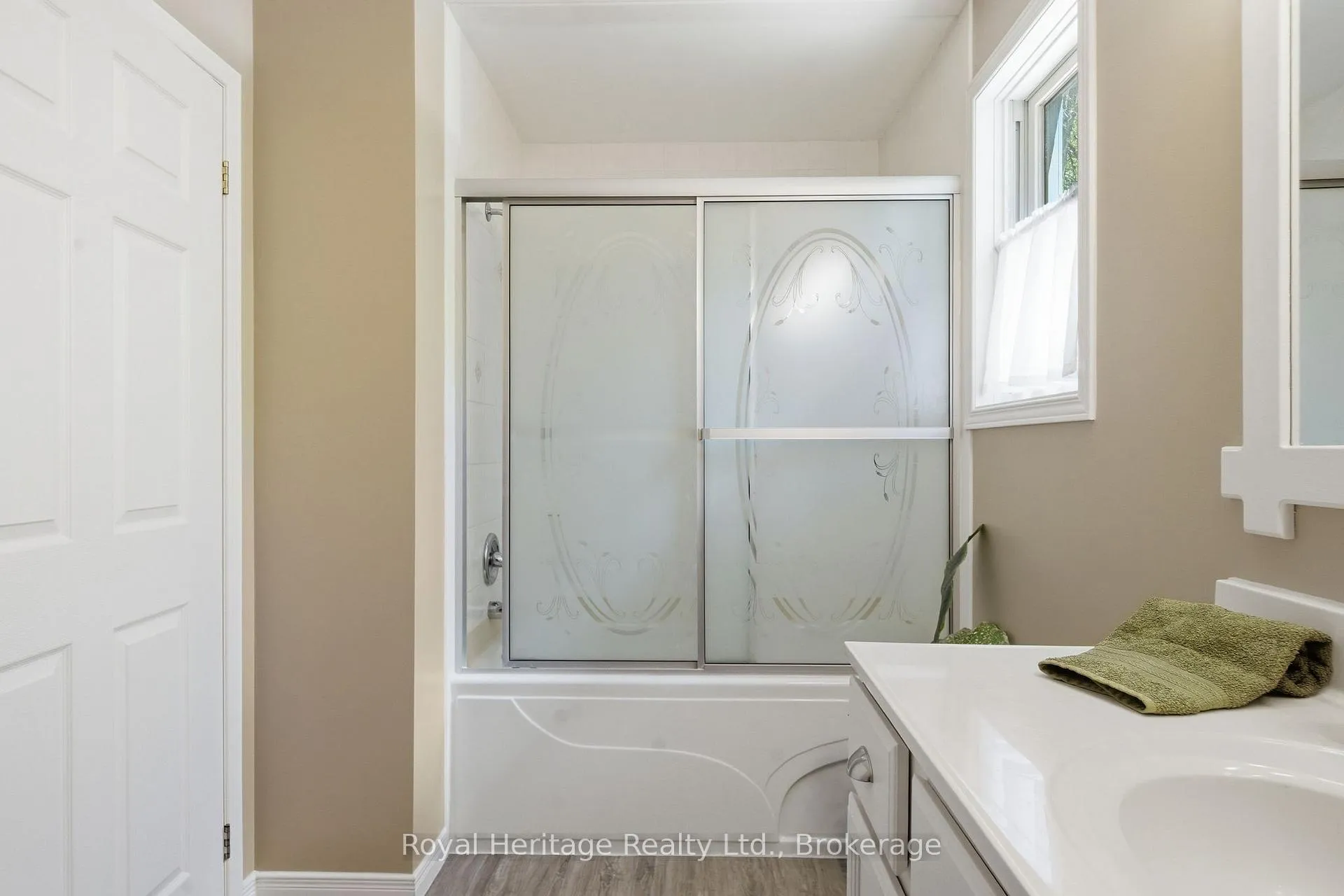Photo 17 of 9312 Danforth Road, Hamilton Township, Rural Hamilton — HOMEH