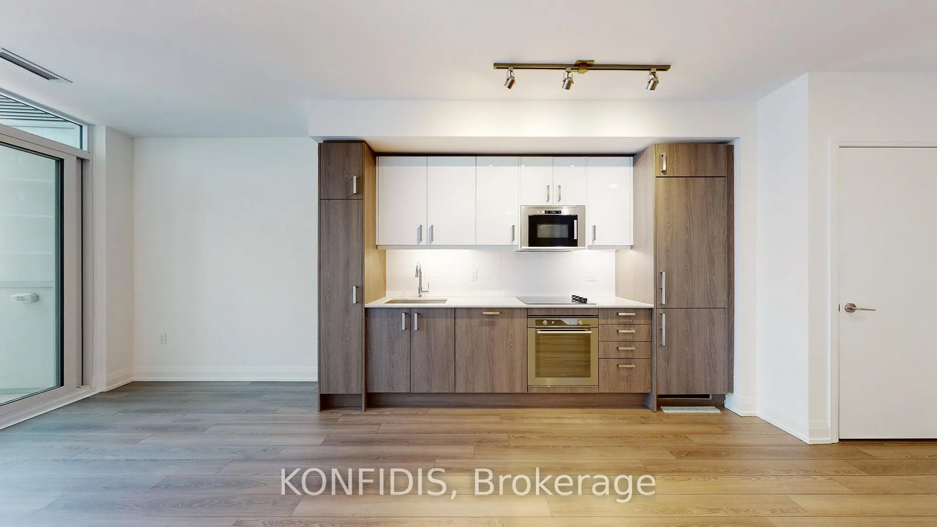 Photo 10 of Unit 910, 77 Mutual Street, Toronto, Church-Yonge Corridor — HOMEH