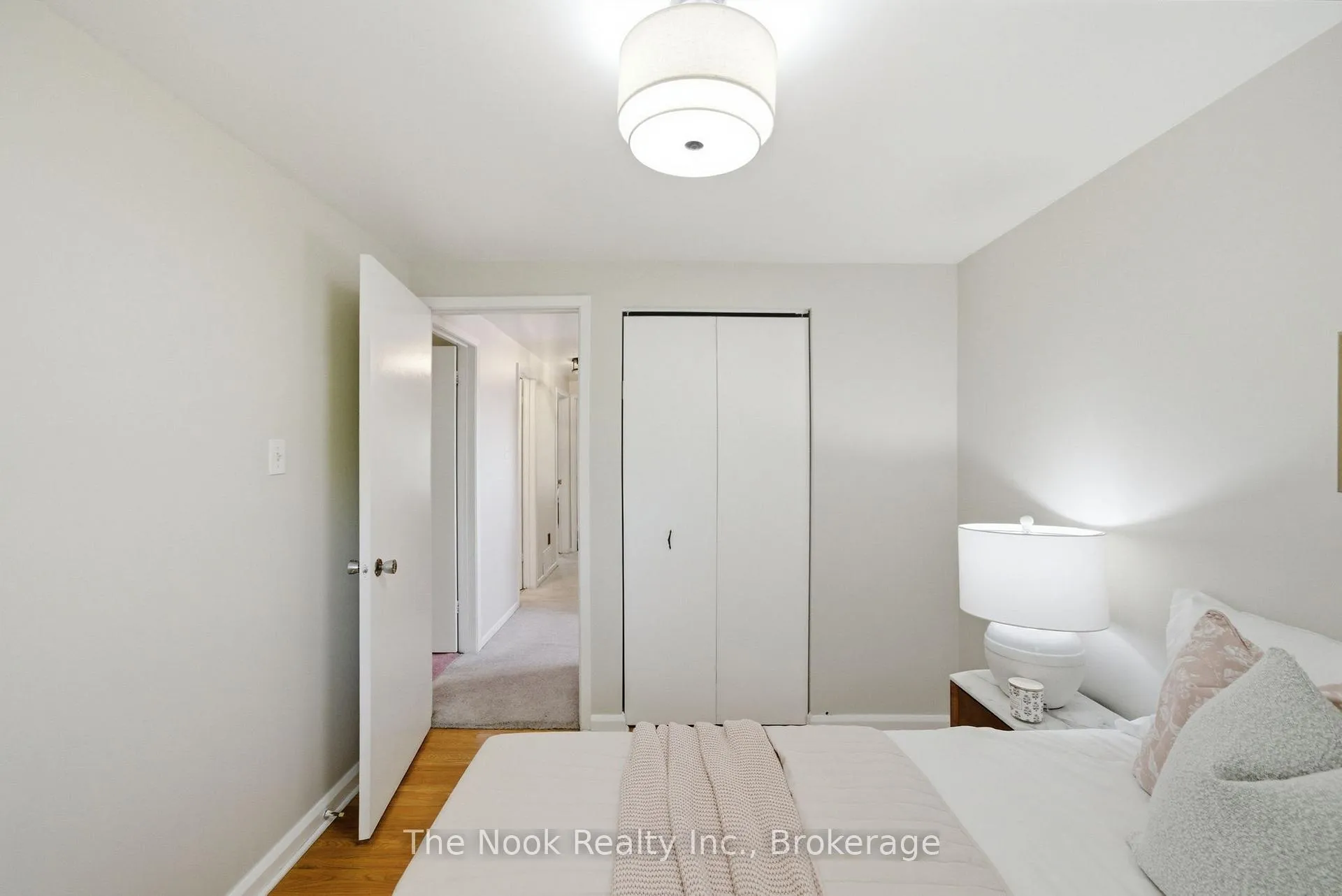 Photo 24 of 1254 Playford Road, Mississauga, Clarkson — HOMEH