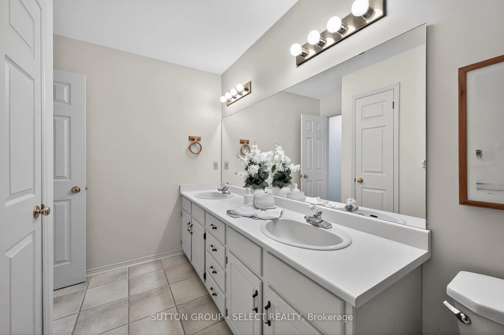 Photo 20 of Unit 19, 70 Glenroy Road, London, South T — HOMEH