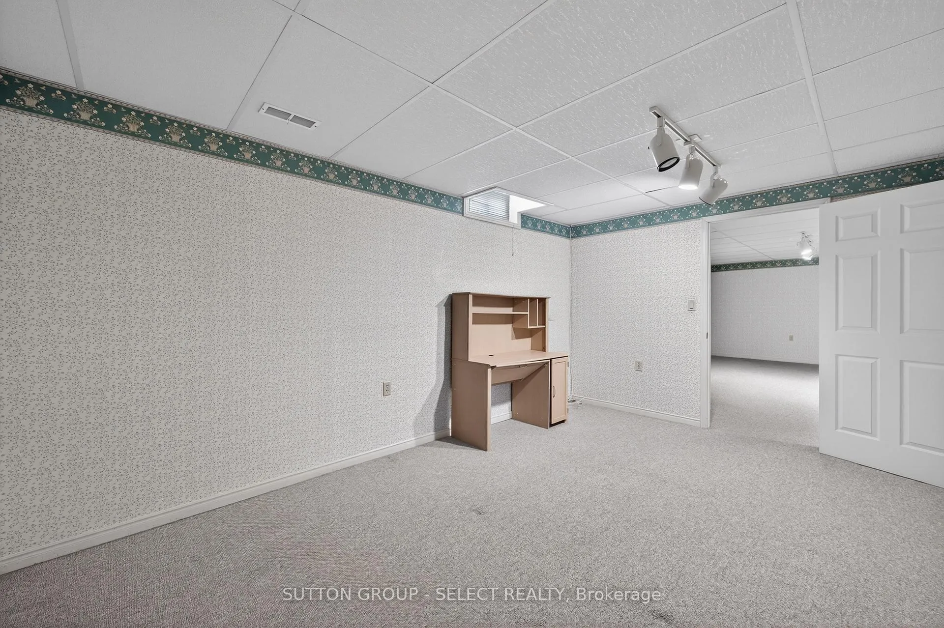 Photo 24 of Unit 19, 70 Glenroy Road, London, South T — HOMEH
