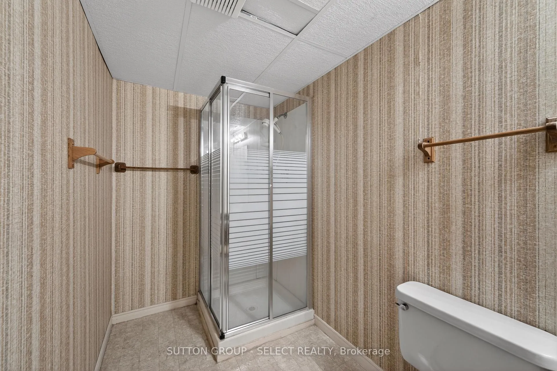 Photo 26 of Unit 19, 70 Glenroy Road, London, South T — HOMEH