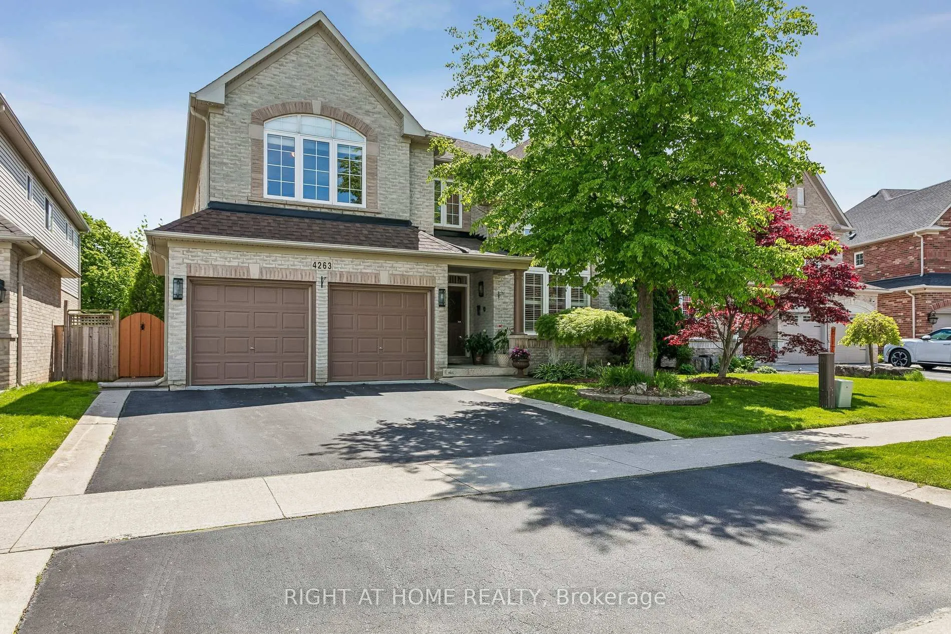 Photo 1 of 4263 Couples Crescent, Burlington, Rose — HOMEH