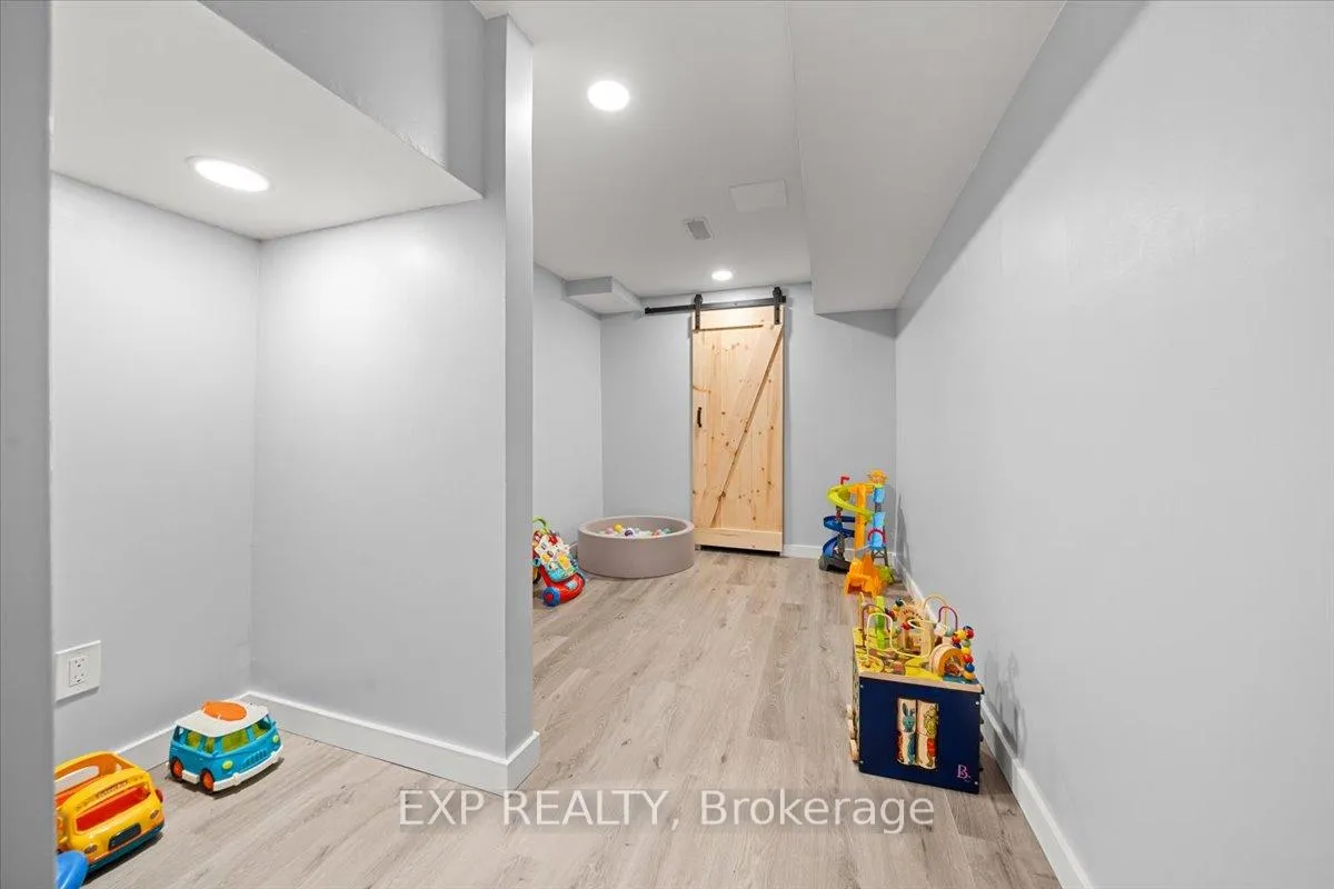 Photo 18 of 478 Barrick Hill Road, Ottawa, Kanata - Emerald Meadows/Trailwest — HOMEH