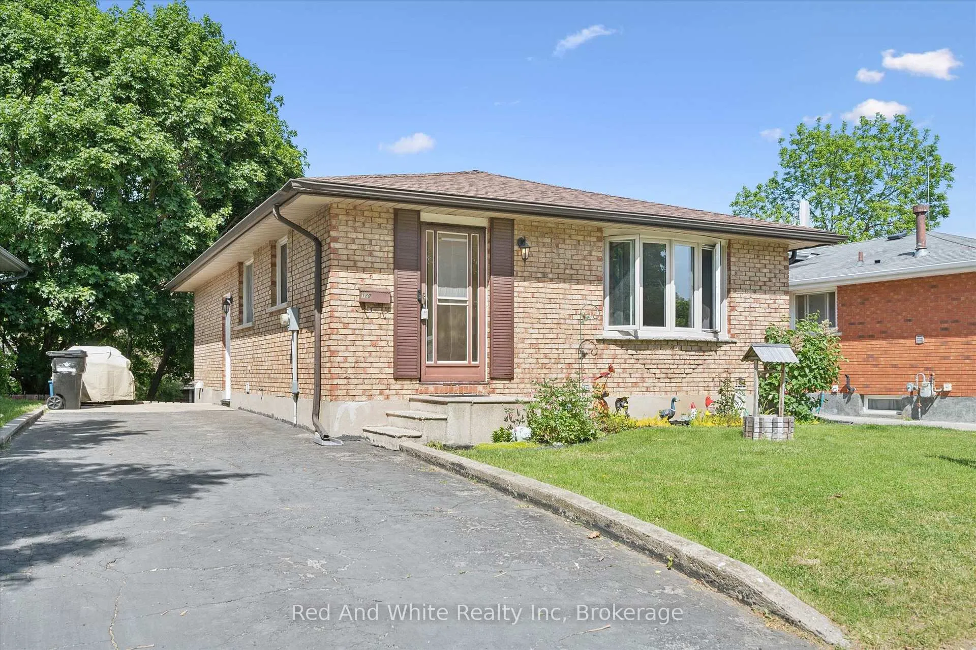 Photo 1 of 189 Johanna Drive, Waterloo — HOMEH