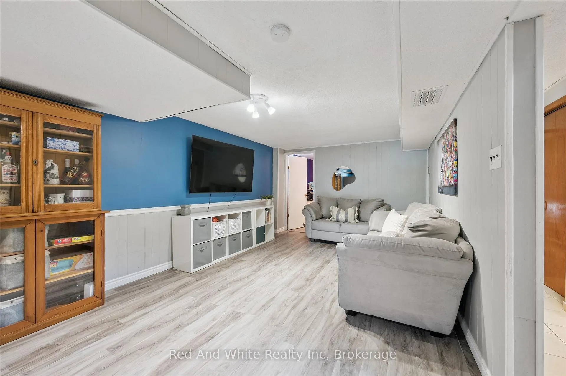 Photo 16 of 189 Johanna Drive, Waterloo — HOMEH