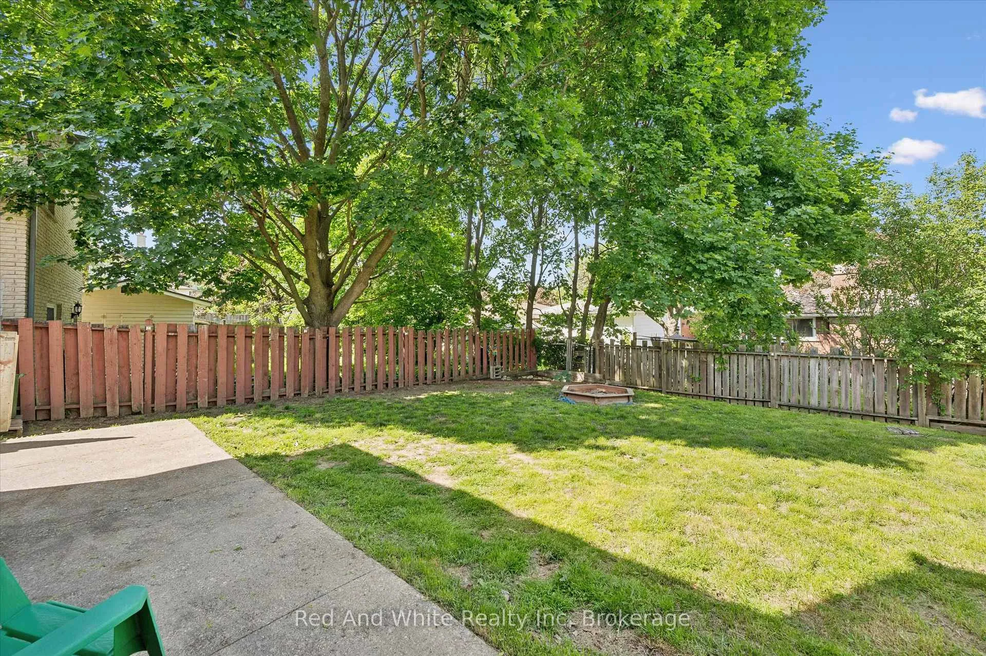 Photo 23 of 189 Johanna Drive, Waterloo — HOMEH