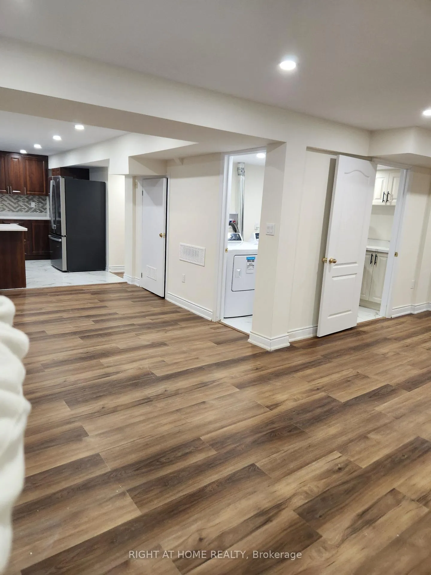 Photo 4 of Unit Basement, 62 Pineway Place, Brampton, Northgate — HOMEH