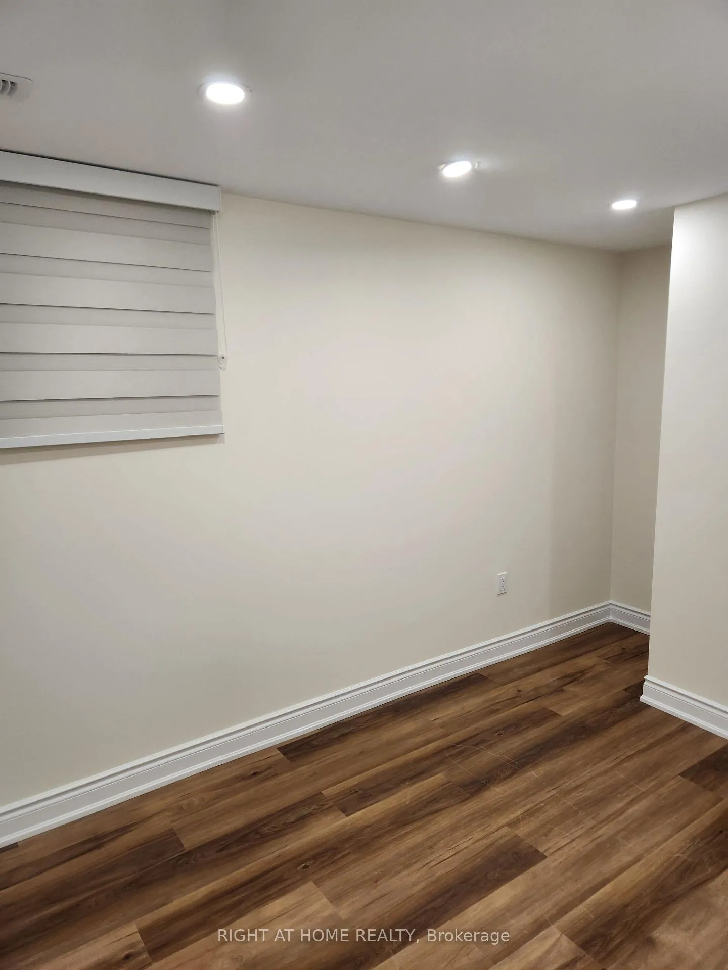 Photo 9 of Unit Basement, 62 Pineway Place, Brampton, Northgate — HOMEH