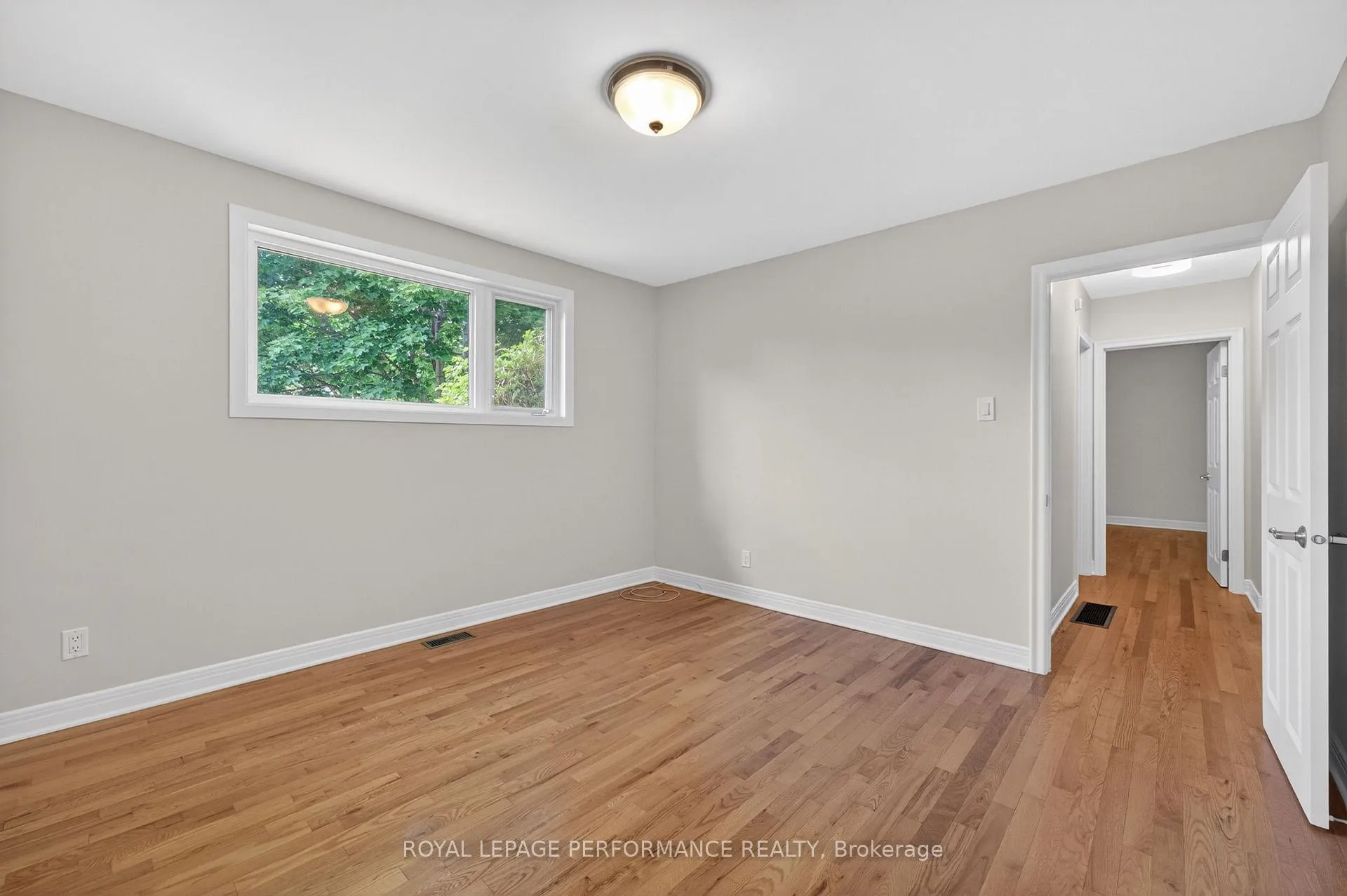 Photo 20 of 908 Innswood Drive, Ottawa, McKellar Heights/Glabar Park — HOMEH